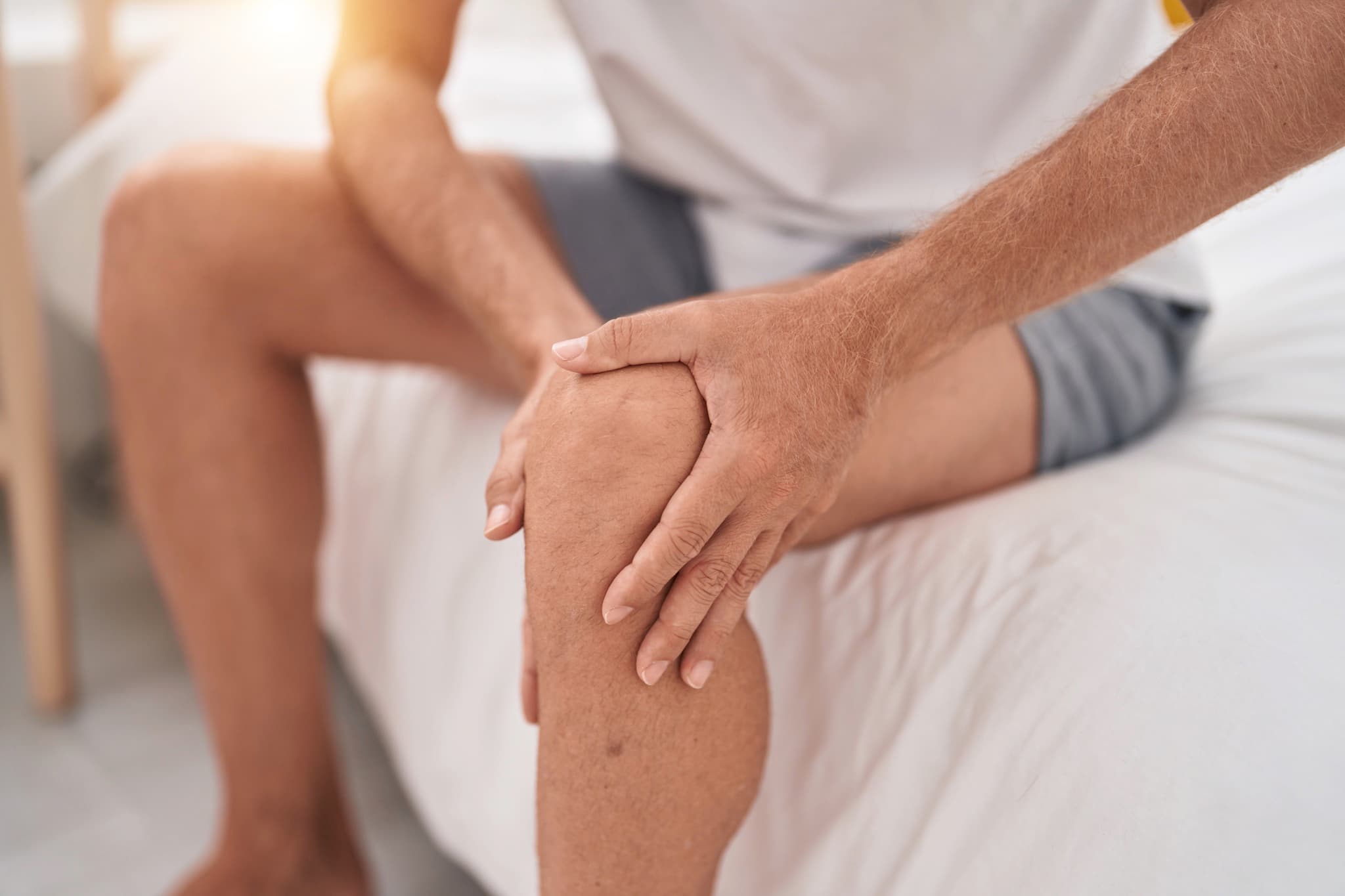 Patient with knee pain before specialist assessment and treatment planning